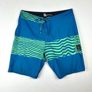 Volcom Mod-Tech Geo Boardshorts Swim Trunks Surf
